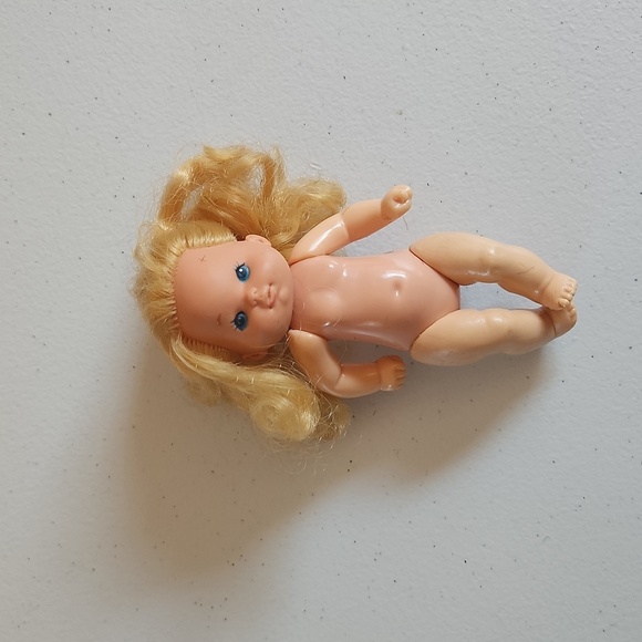 Vintage Other - Mattel 1976 Heart Family Toddler Girl Blond Hair Blue Eyes 4 in Vintage Doll
